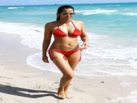 Kim inanır 44 yaşında olduğuna