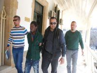 Üniversite öğrencisinde  hintkeneviri...