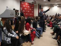 Metin Feyzioğlu’nun UKÜ’deki konferansına büyük ilgi