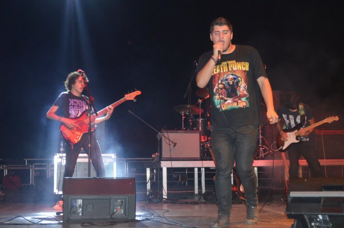 1467194057.jpg 1467194057.jpg