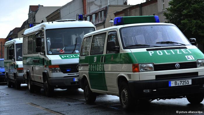 0,,16903744_303,00[1]