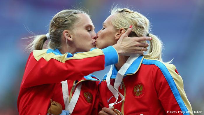 0,,17028645_303,00[1]