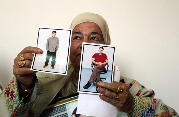 palestine-relatives-inmates-1[1]