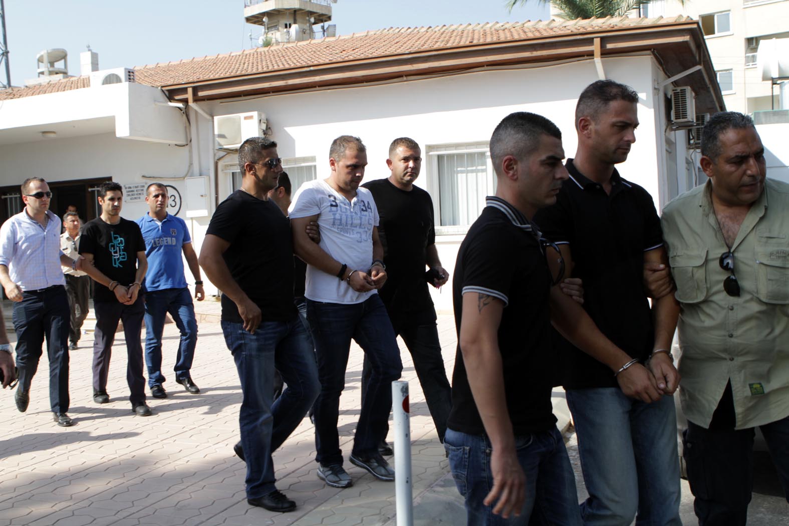 Rum polisleri, askeri mahkemenin ardından Lefkoşa Kaza Mahkemesi’nde de para cezasını çarptırılmıştı