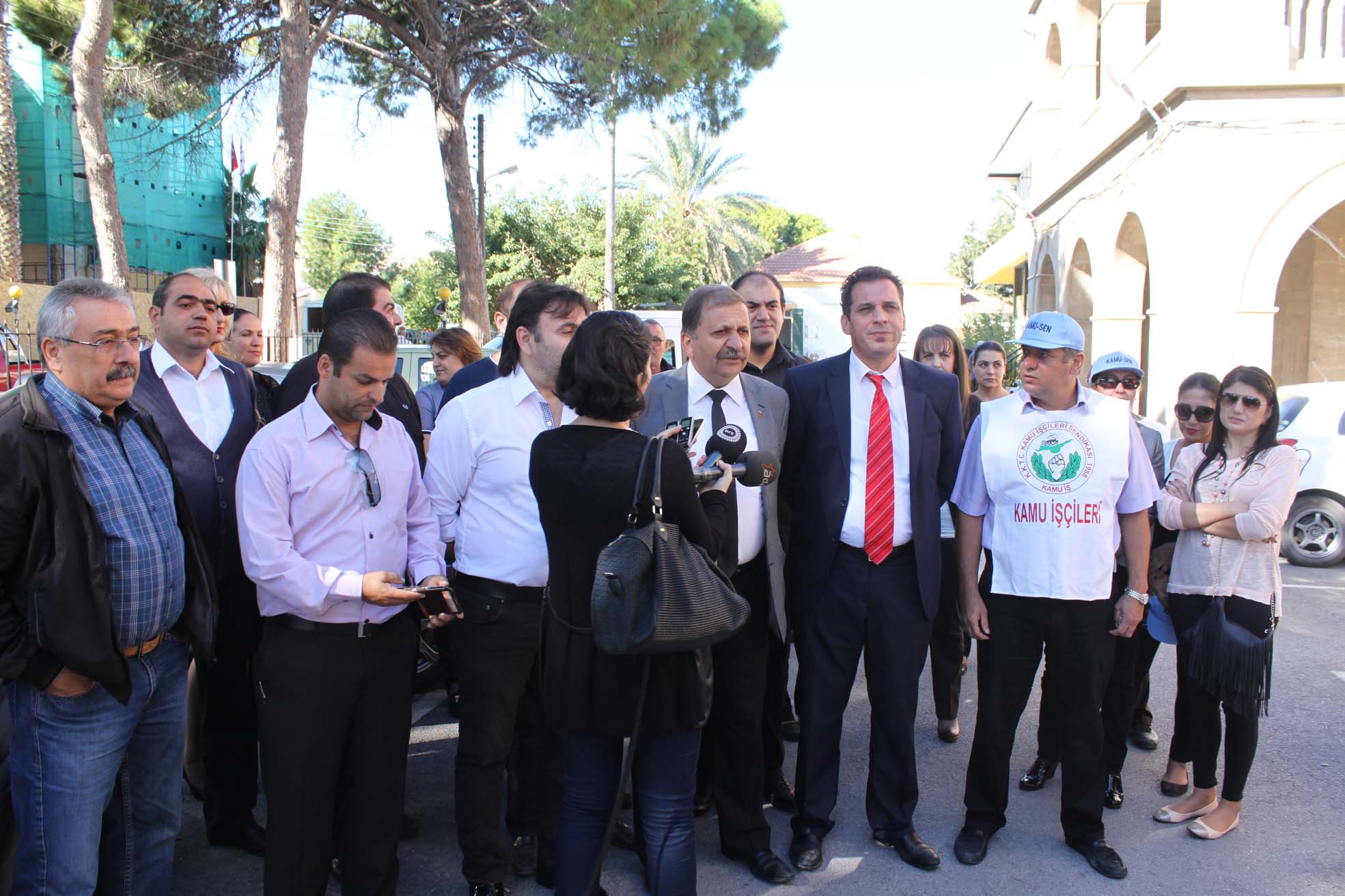 MAHKEMELERDE GREV YAPILDI,