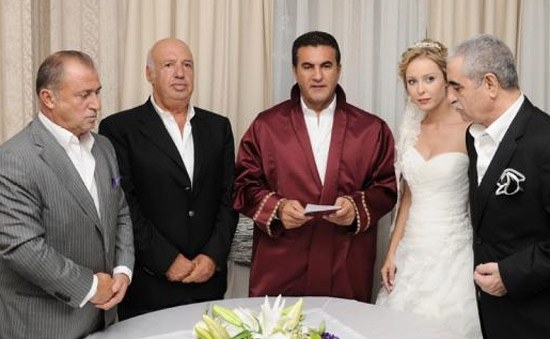 İBRAHİM TATLISES EVLİLİKLERİ