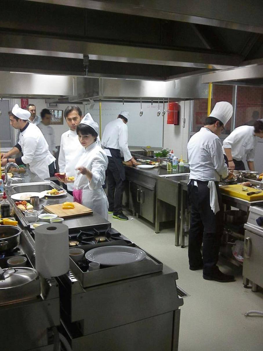 11081472_10152952210893025_1631072905269757209_n