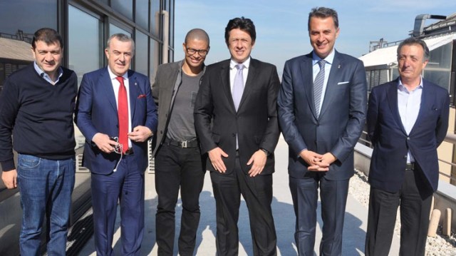 ee_774582730552fd6ab0ce91