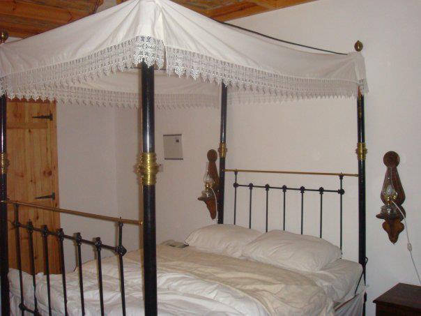 62313_323612657740606_735361889_n