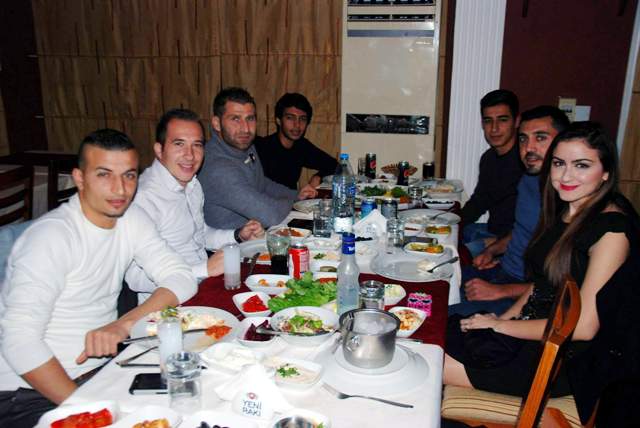 gg-sporcu-yeniyil-yemegi (7)