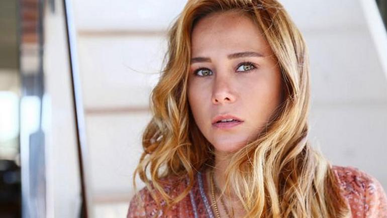 5625671af018fb45587d7c7d