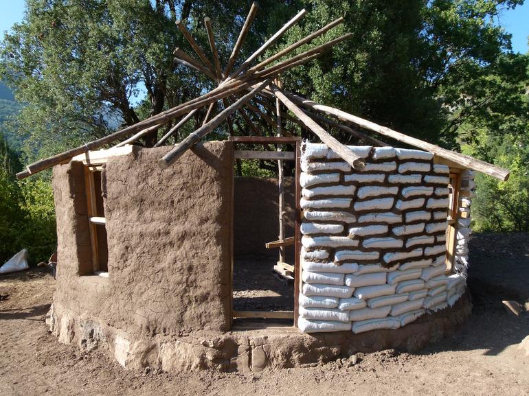 56b5e54267b0a93390b81f4d