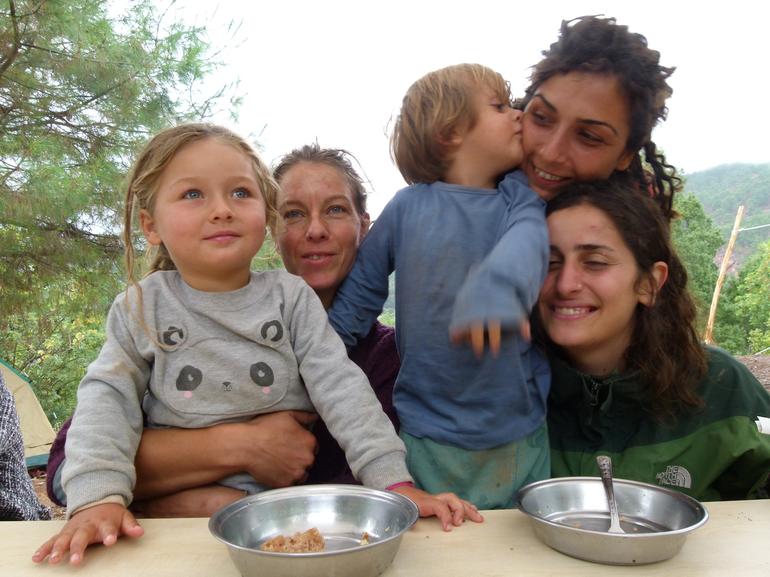 56b5e65267b0a93390b81f71