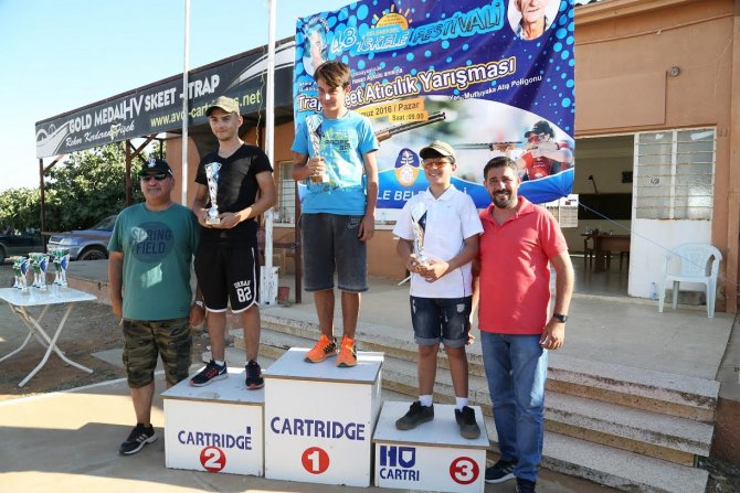 p2-003.jpg p2-003.jpg